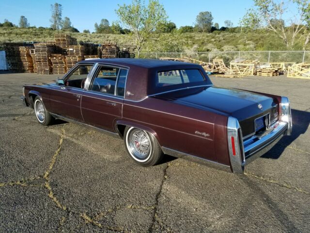 1985 Cadillac Fleetwood - photo 9