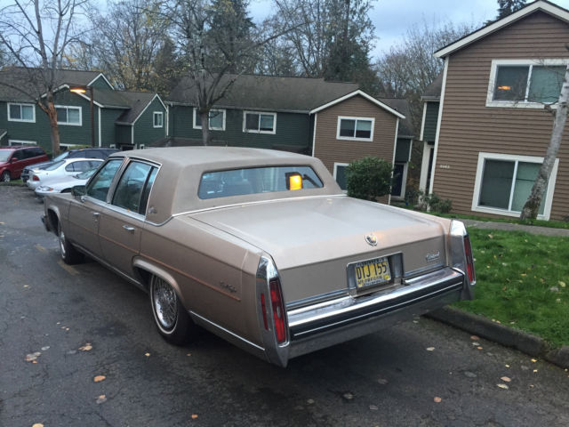 1985 Cadillac Fleetwood Brougham - photo 3
