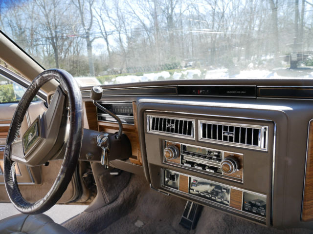 1985 Cadillac Fleetwood Brougham - photo 6