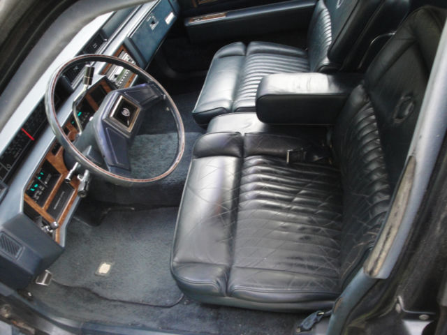 1985 Cadillac Fleetwood - photo 10