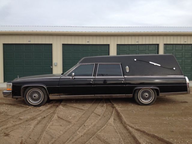 1985 Cadillac Hearse 1985 Cadillac Fleetwood