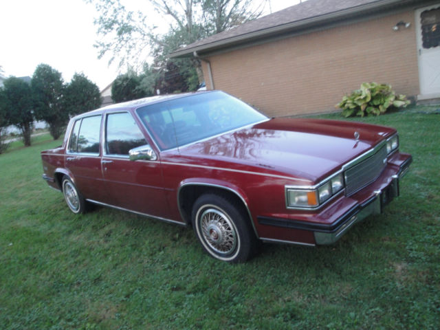 1985 Cadillac DeVille - photo 2