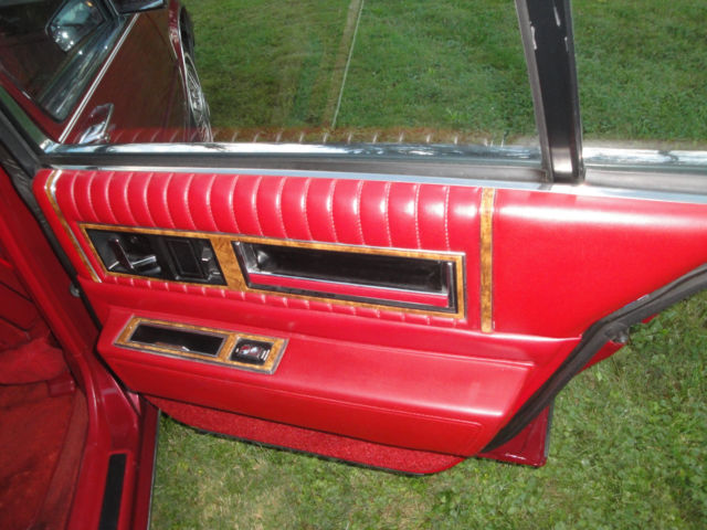 1985 Cadillac DeVille - photo 9