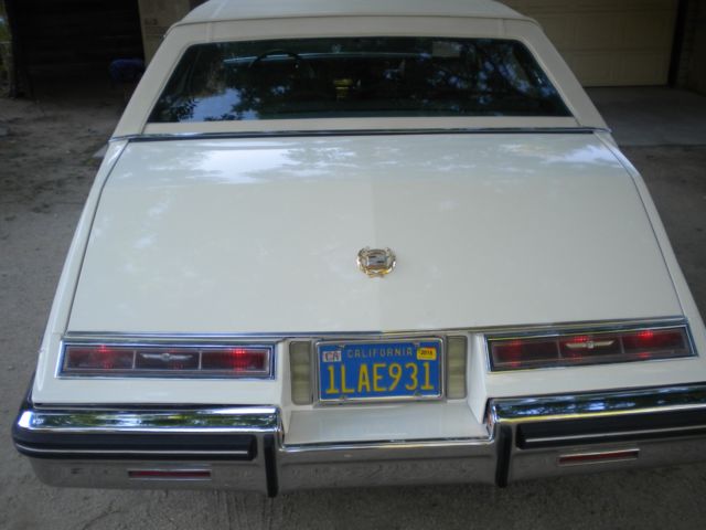 1985 Cadillac Seville Base Sedan 4-Door - photo 5