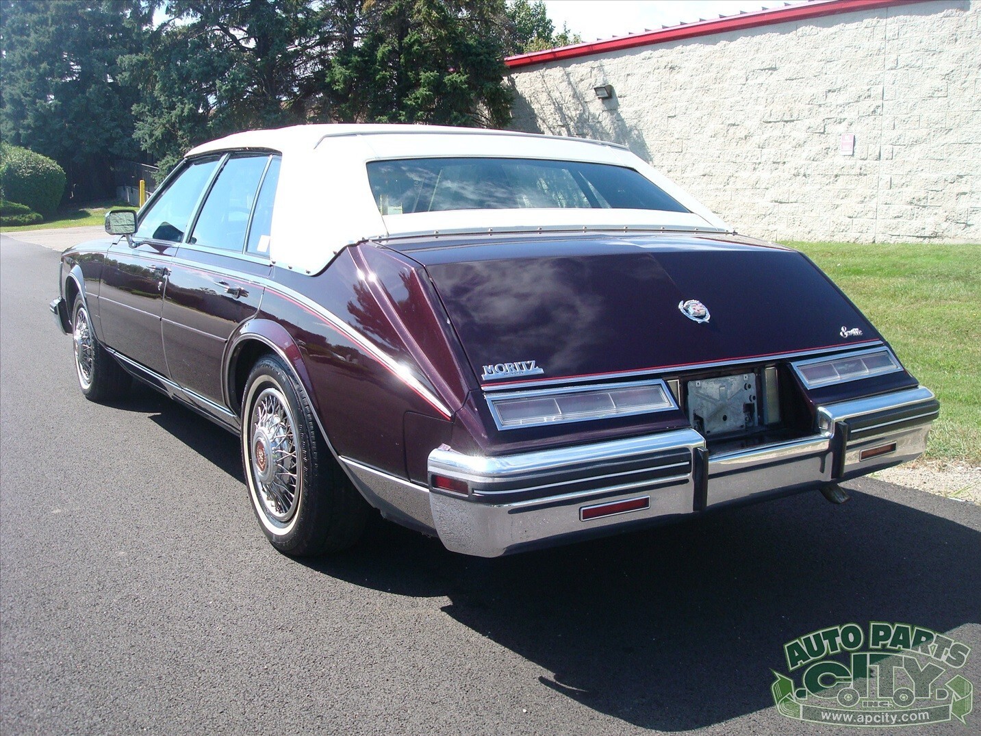 1985 Cadillac Seville 1985 CADILLAC SEVILLE BUSTLEBACK SEDAN 4.1 V8 WE SHIP - photo 3
