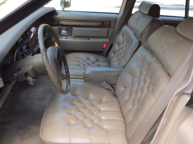 1985 Cadillac Seville Base 4 Door Sedan - photo 6
