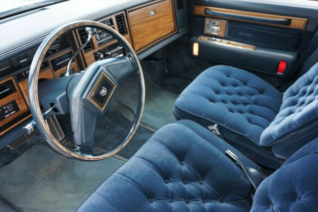 1985 Cadillac Seville - photo 11