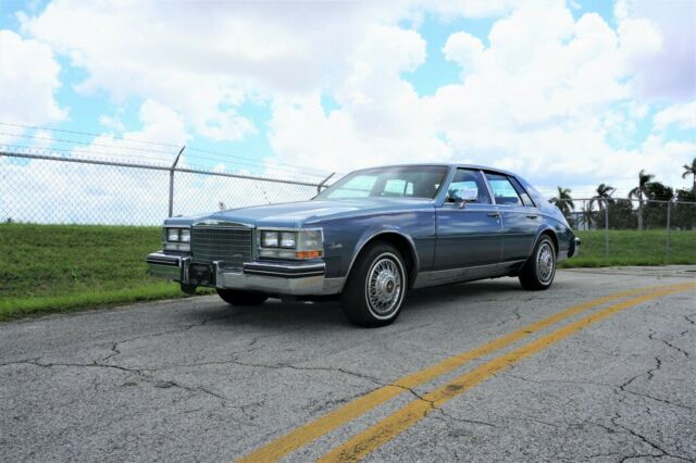 1985 Cadillac Seville - photo 6