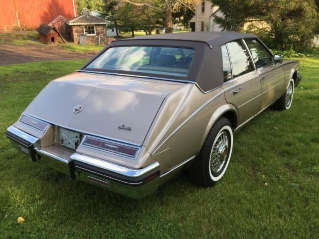 1985 Cadillac Seville - photo 3