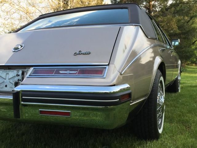1985 Cadillac Seville - photo 8