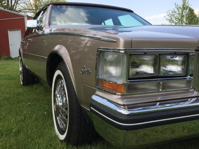 1985 Cadillac Seville - photo 9