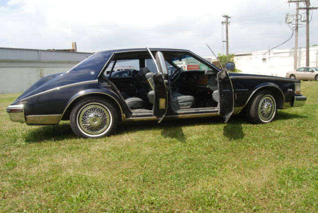 1985 Cadillac Seville - photo 11