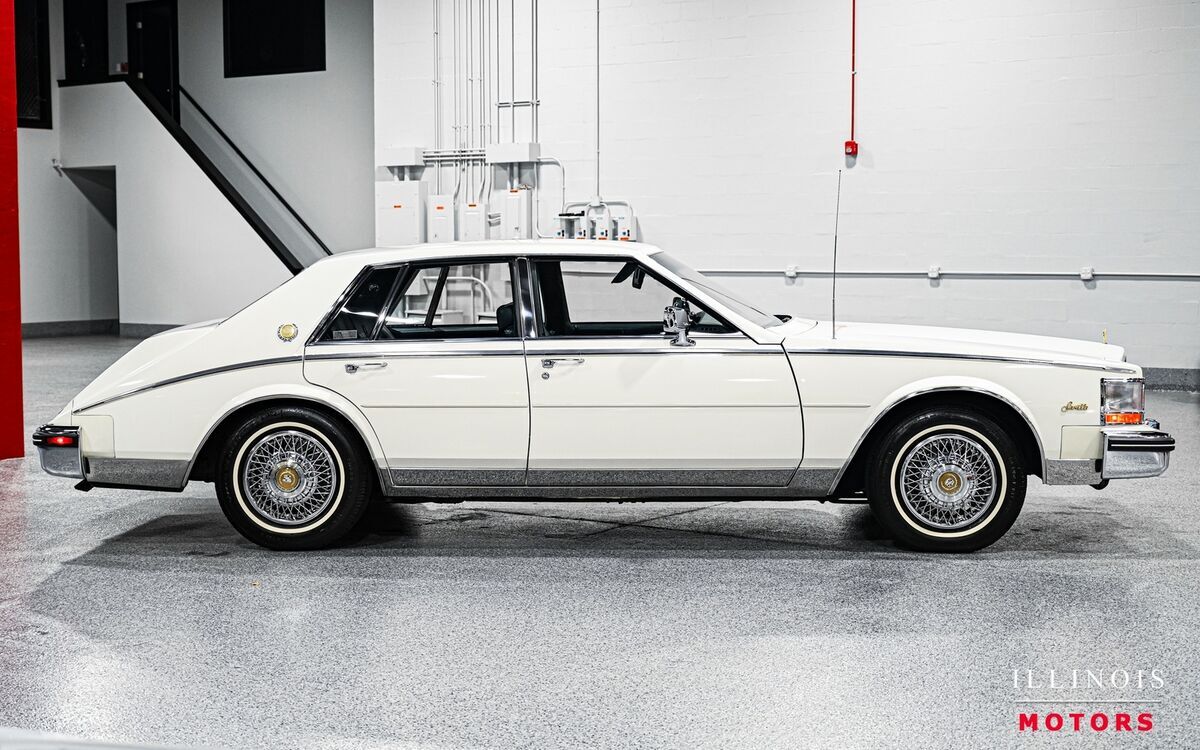 1985 Cadillac Seville Comemmorative Edition - photo 6