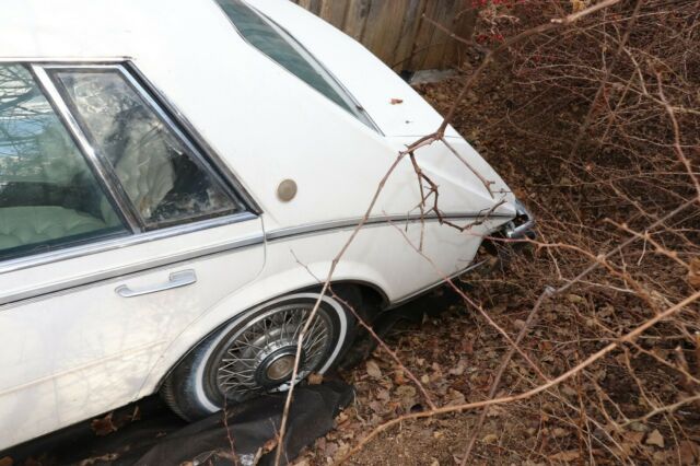 1985 Cadillac Seville classic - photo 4