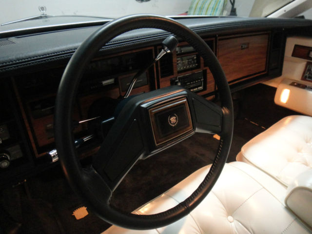 1985 Cadillac Seville Custom - photo 12