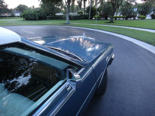 1985 Cadillac Seville Custom - photo 4