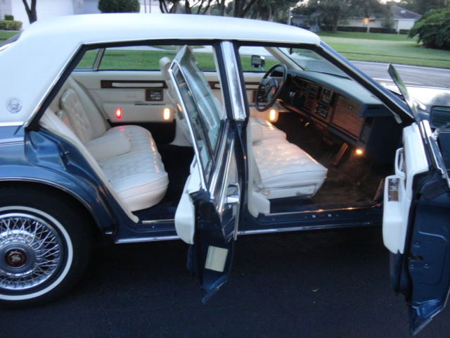1985 Cadillac Seville Custom - photo 9