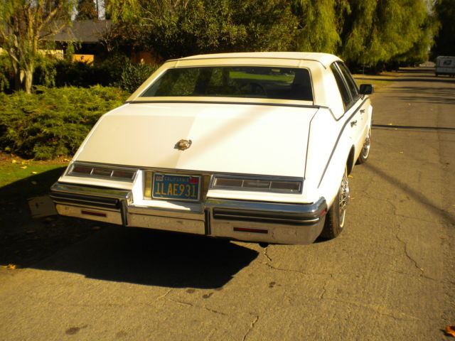1985 Cadillac Seville Base Sedan 4-Door - photo 6