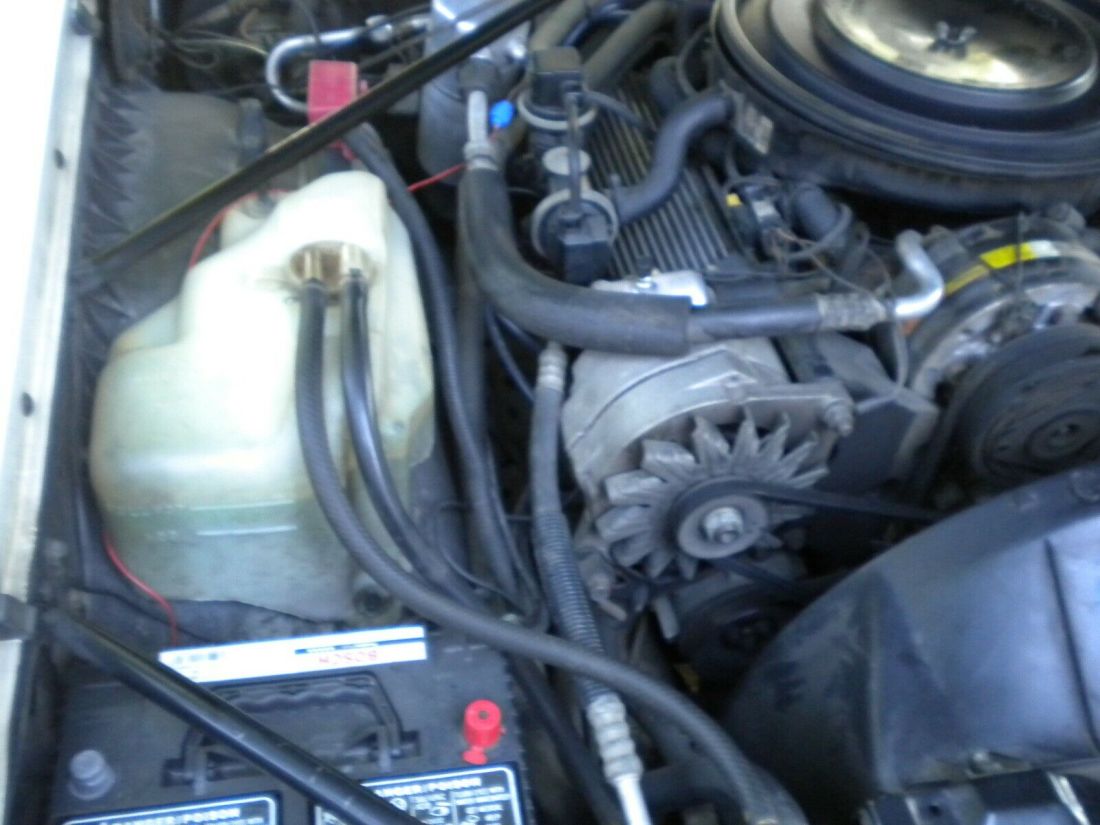 1985 Cadillac Seville - photo 11