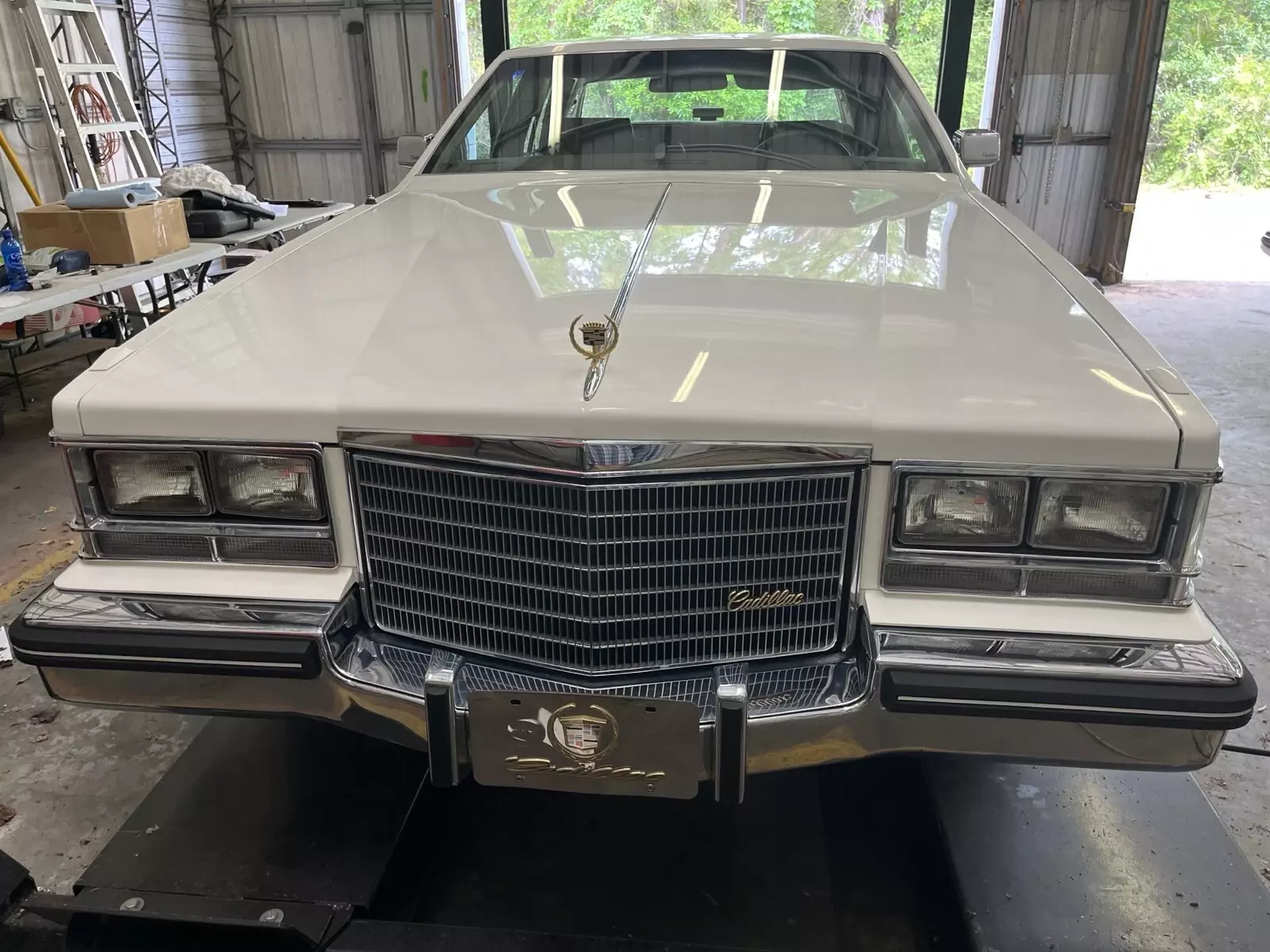 1985 Cadillac Seville - photo 2