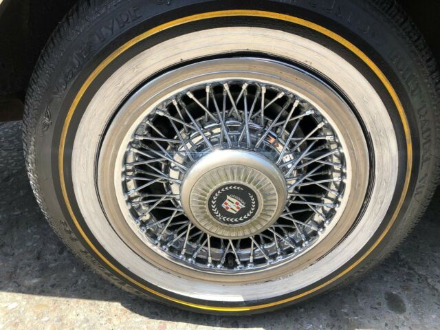 1985 Cadillac Seville - photo 10