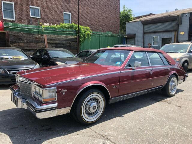 1985 Cadillac Seville - photo 2