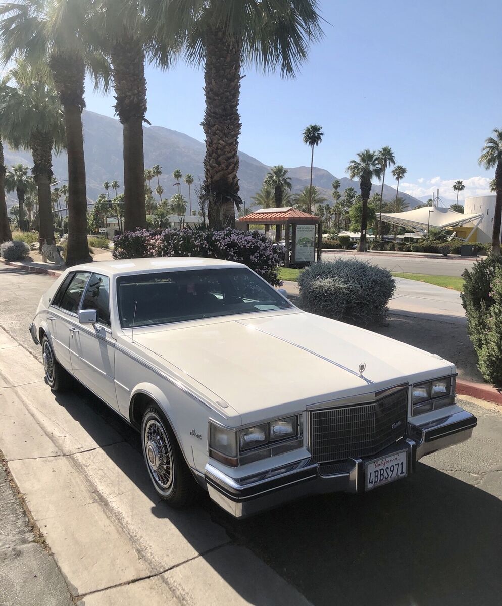 1985 Cadillac Seville - photo 2