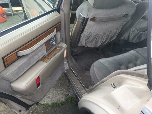 1985 Cadillac Seville - photo 11