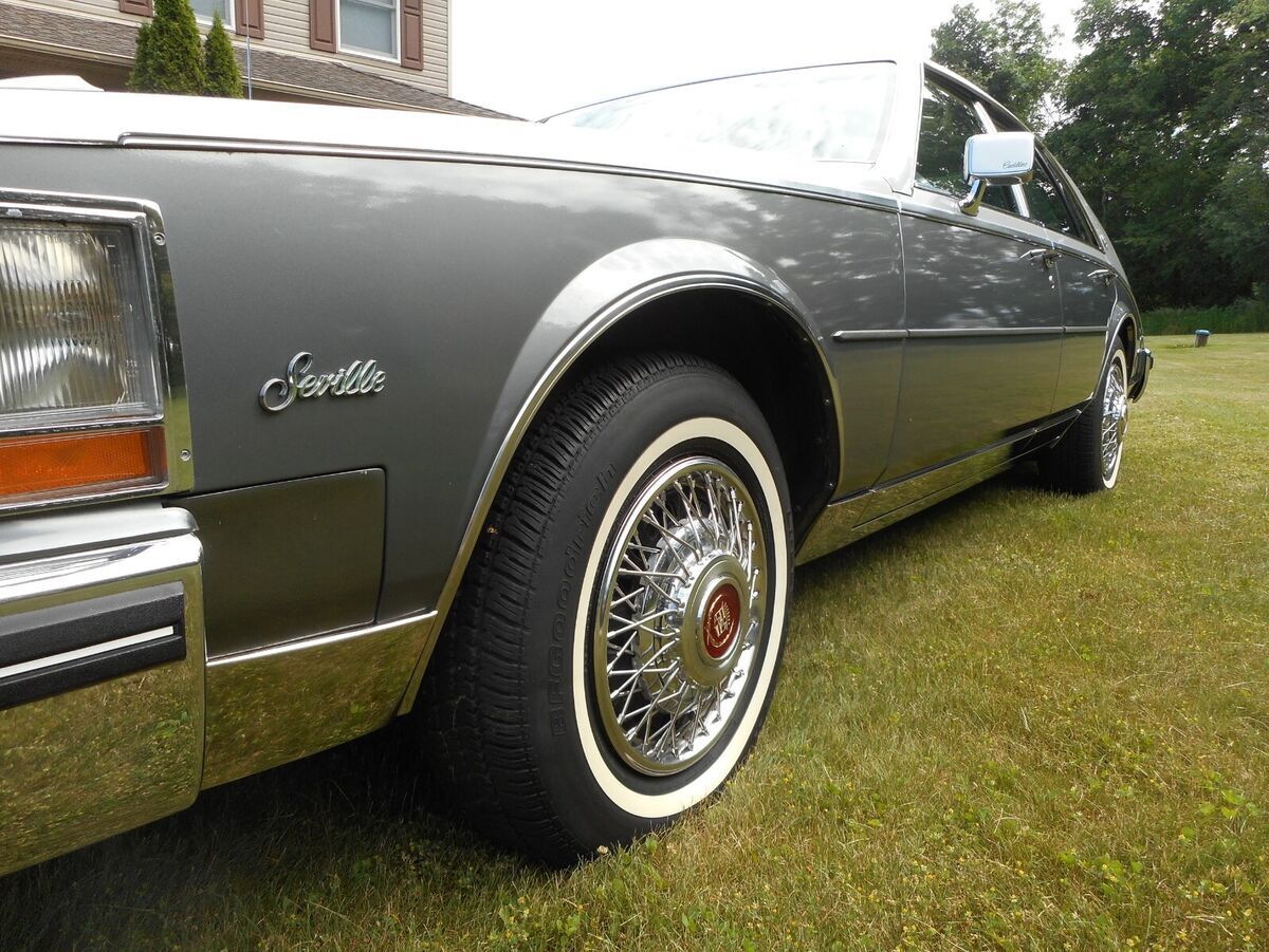 1985 Cadillac Seville - photo 8