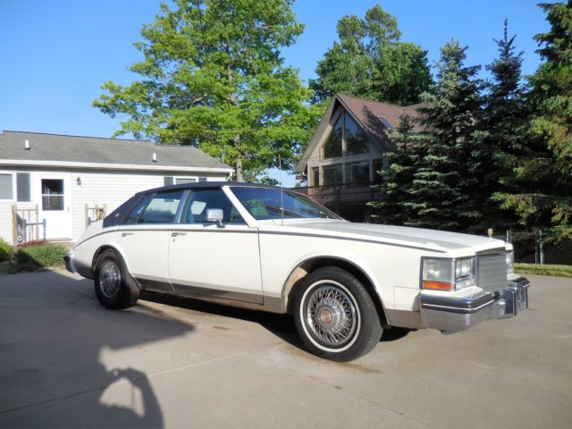 1985 Cadillac Seville Commemorative Edition - photo 7