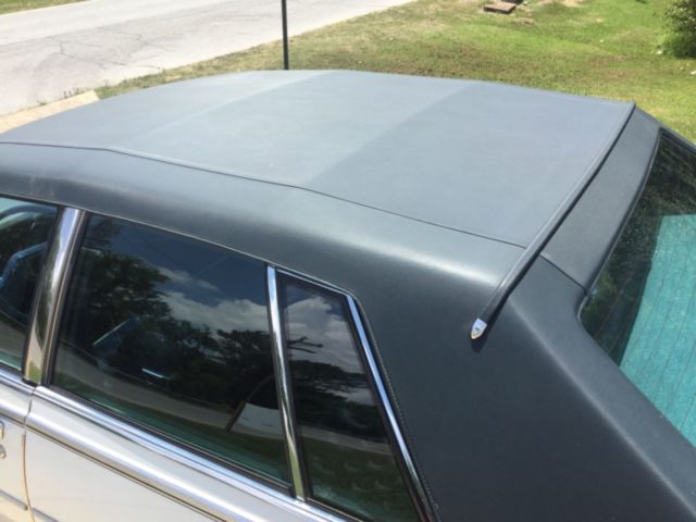 1985 Cadillac Seville - photo 11
