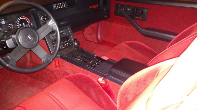 1985 Chevrolet Camaro T-top - photo 10
