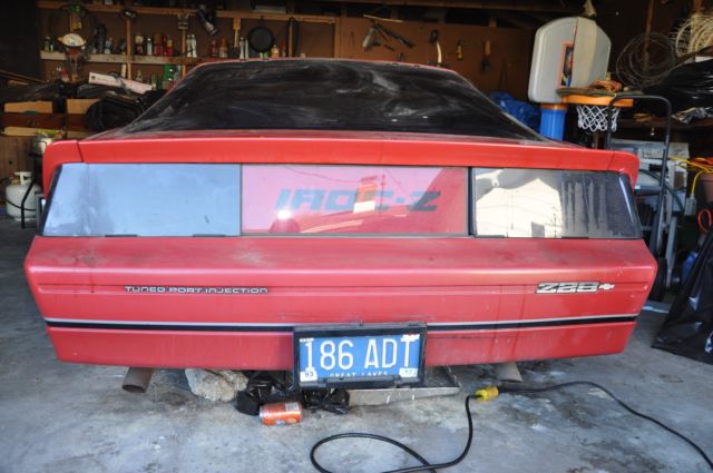 1985 Chevrolet Camaro IROC-Z - photo 4