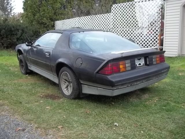 1985 Camaro Z28 black no motor / trans good roller rust free solid not an iroc 1985 Chevrolet Camaro Z28