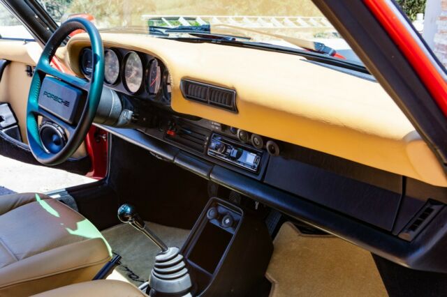 1985 Porsche 911 CARRERA CABRIOLET - photo 10