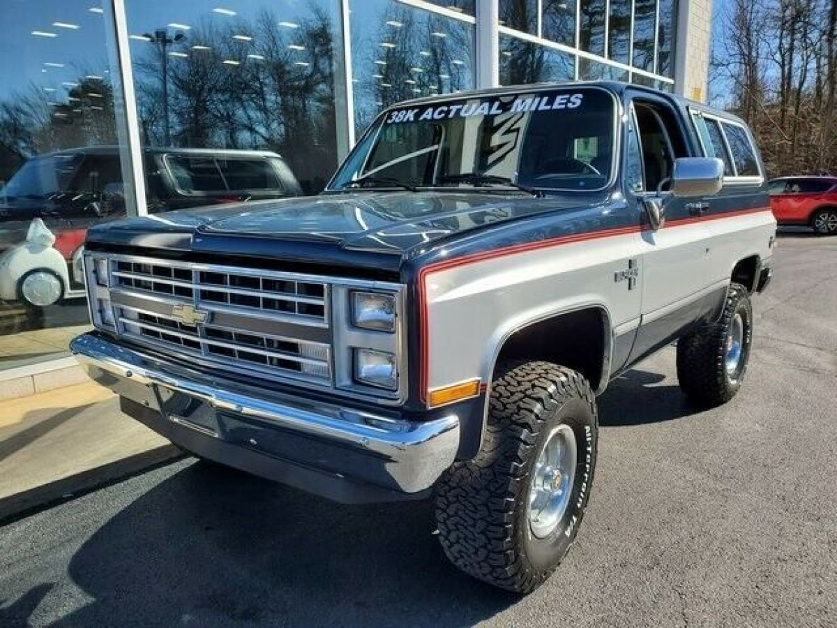 1985 Chevrolet Blazer - photo 2