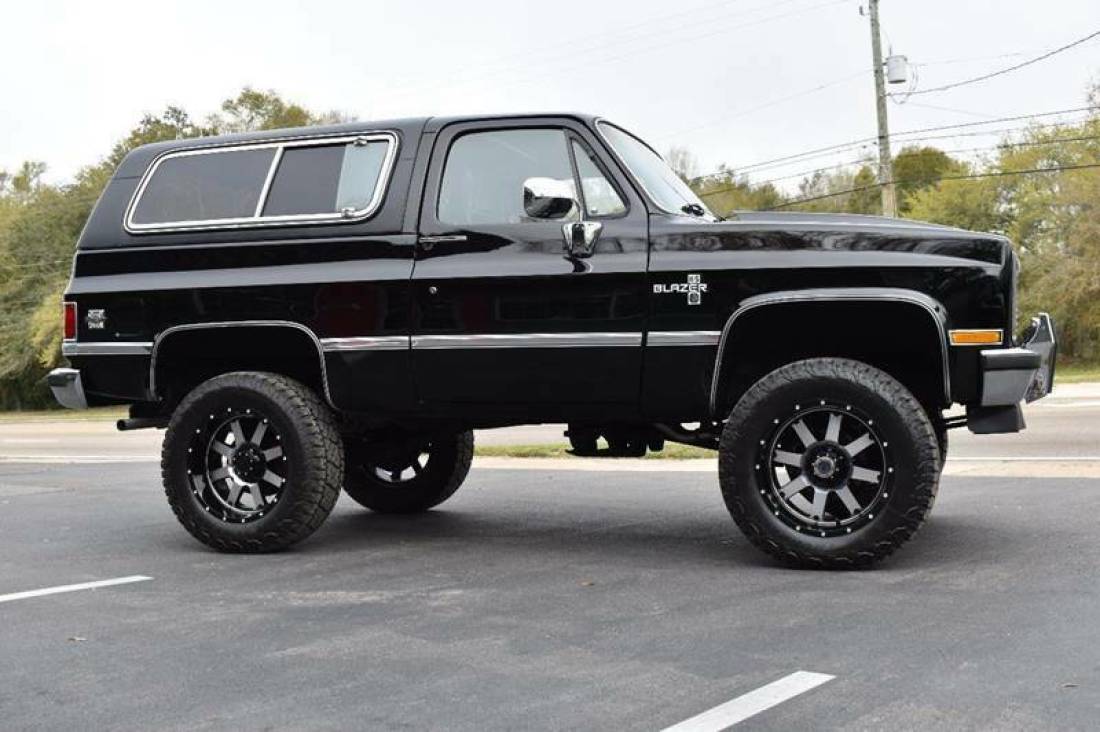 1985 Chevrolet Blazer Base 2dr 4WD SUV - photo 12