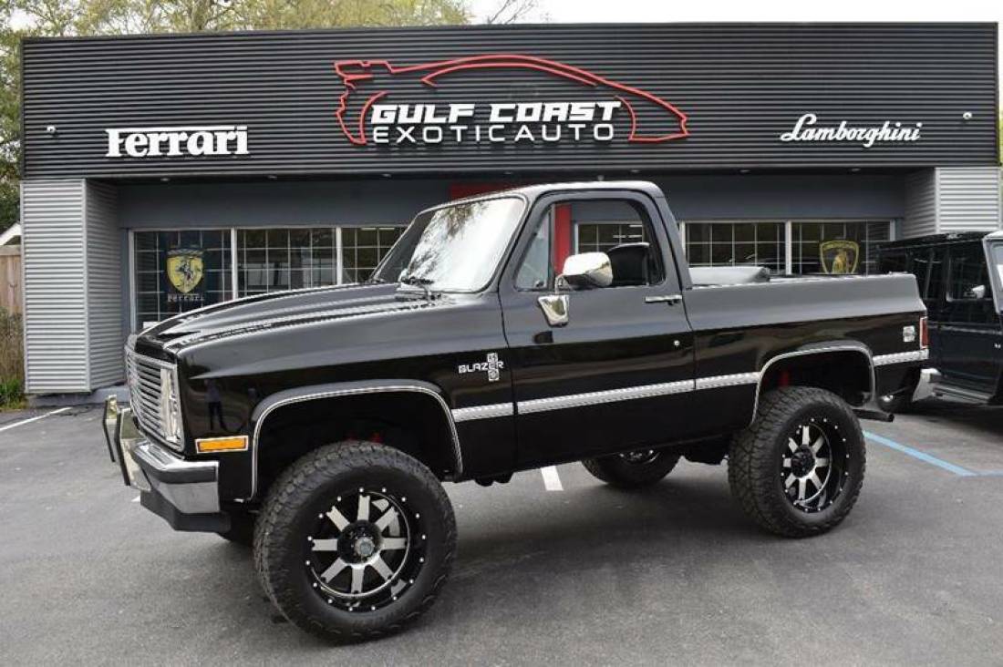 1985 Chevrolet Blazer Base 2dr 4WD SUV - photo 2