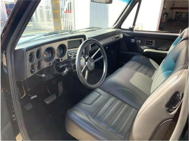 1985 Chevrolet C-10 - photo 6