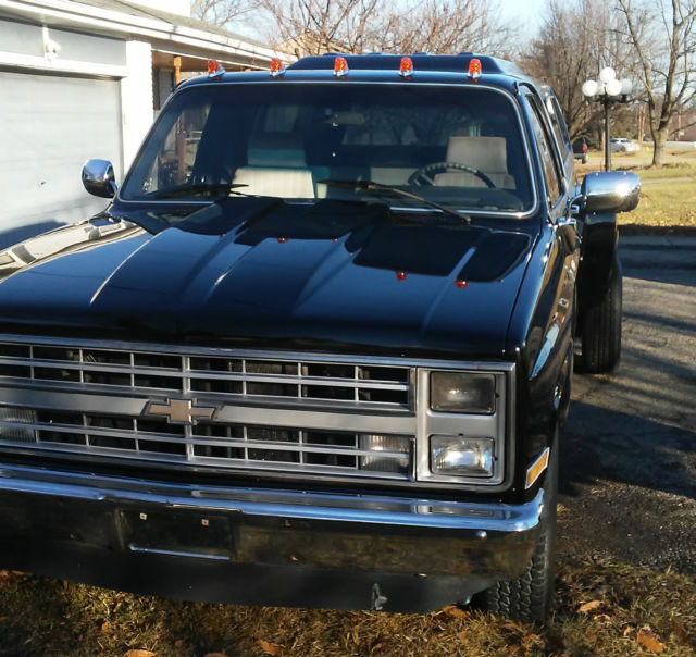 1985 Chevrolet C-10 Camper Special - photo 3