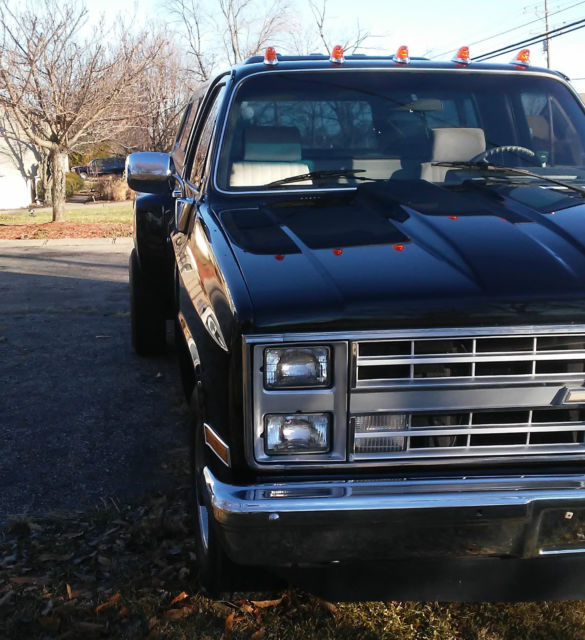 1985 Chevrolet C-10 Camper Special - photo 4