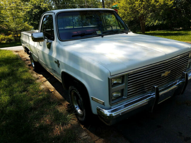 1985 Chevrolet C-10 Silverado - photo 2