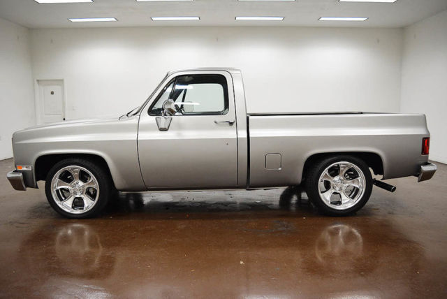 1985 Chevrolet C-10 -- - photo 4
