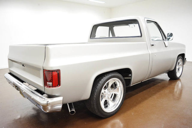 1985 Chevrolet C-10 -- - photo 7