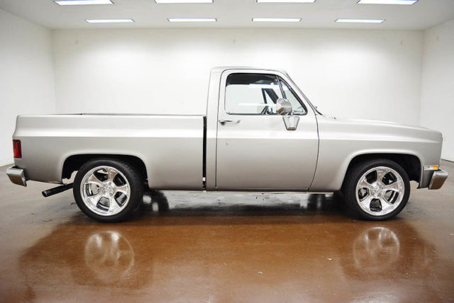1985 Chevrolet C-10 -- - photo 8