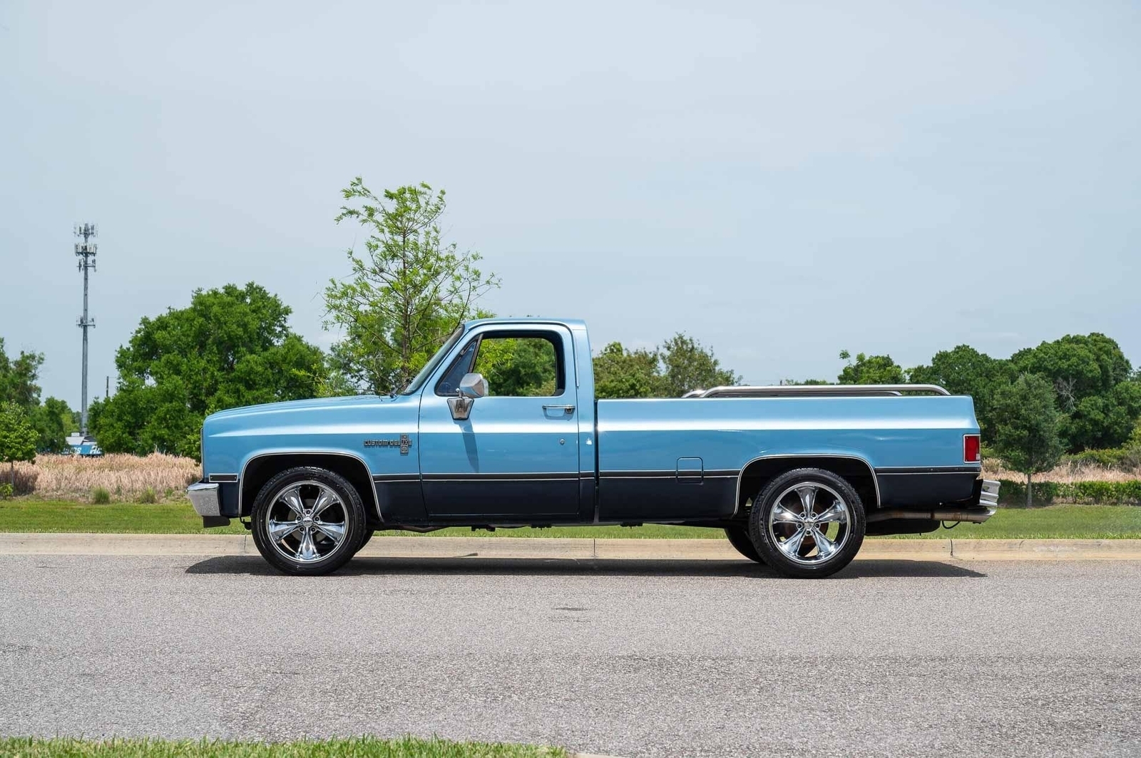 1985 Chevrolet C-10 Custom Deluxe with LS Engine Pickup - photo 2