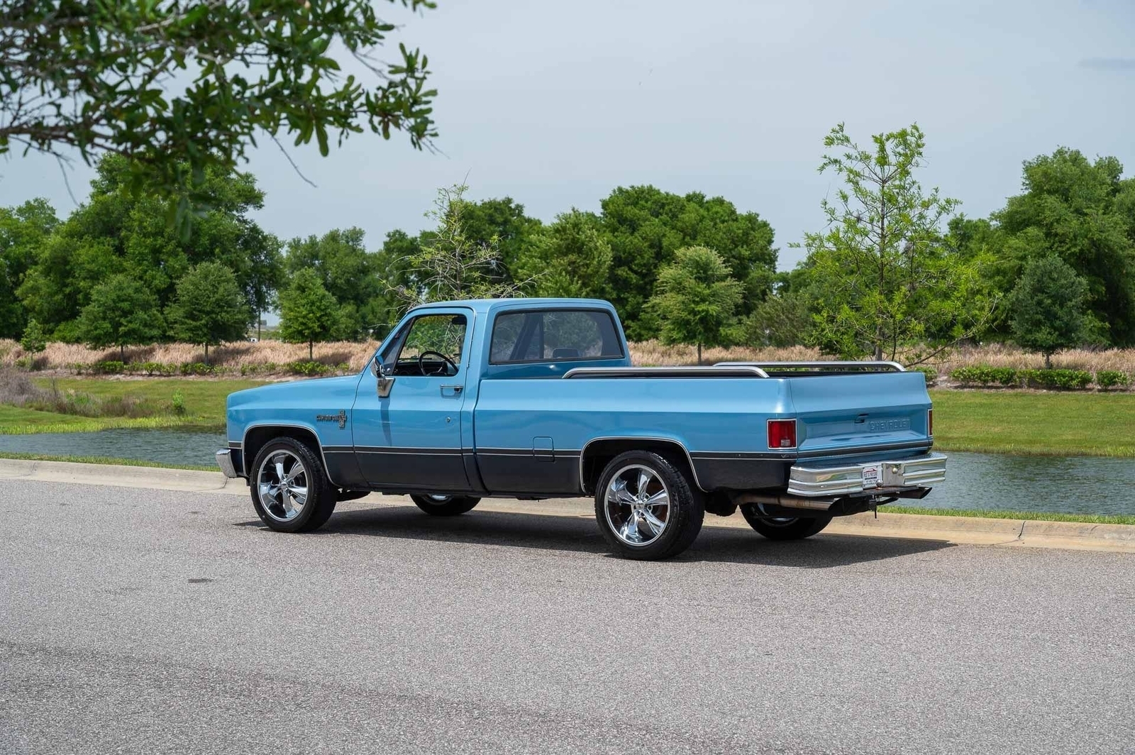 1985 Chevrolet C-10 Custom Deluxe with LS Engine Pickup - photo 4