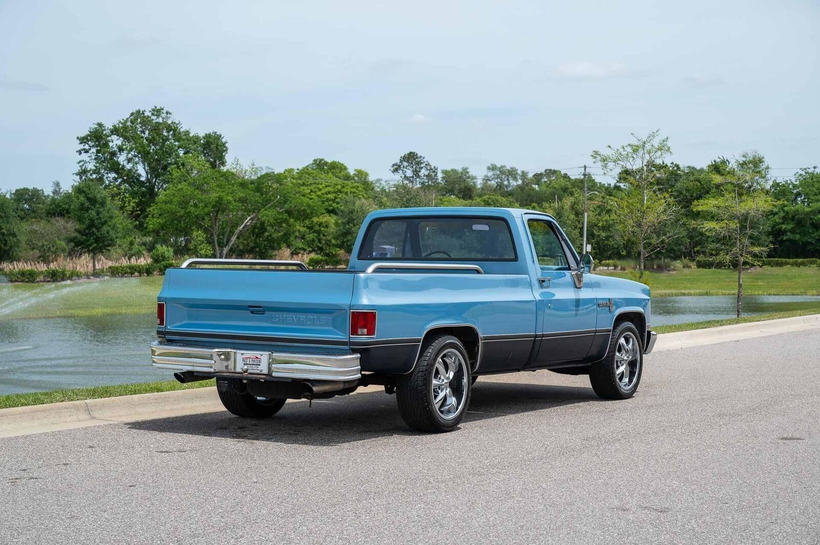 1985 Chevrolet C-10 Custom Deluxe with LS Engine Pickup - photo 6