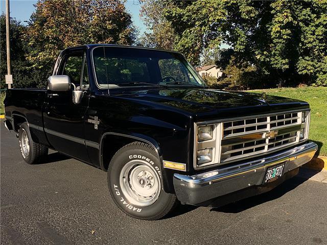 1985 Chevrolet C10 Fleetside Pickup 2WD Black 350 V8 TH350 Automatic PS PDB A/C 1985 Chevrolet C-10 Pickup