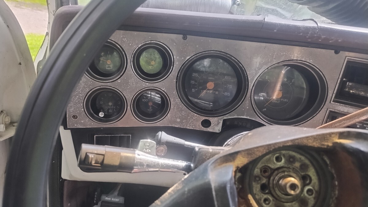 1985 Chevrolet C-10 - photo 6